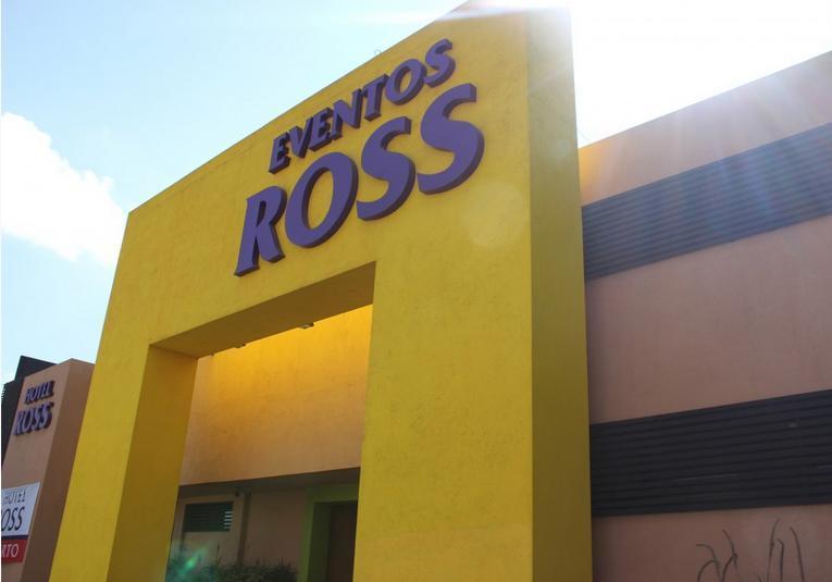Hotel Ross موروليا المظهر الخارجي الصورة