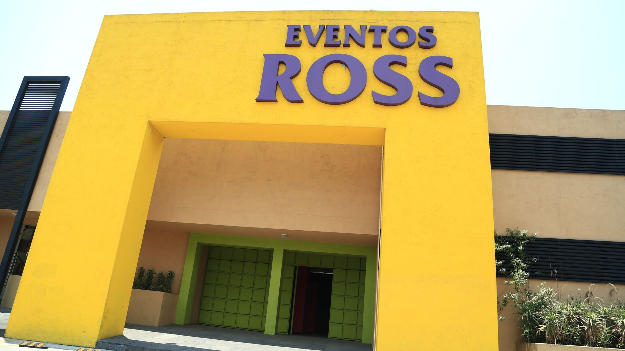 Hotel Ross موروليا المظهر الخارجي الصورة